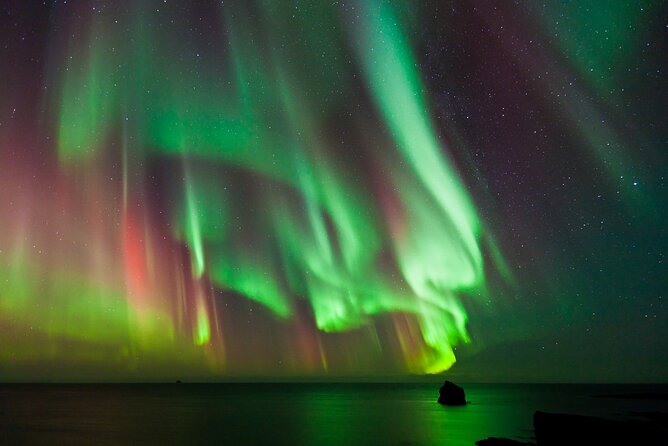 #1 Northern Lights Tour In Iceland from Reykjavik with PRO photos - Four hours in the Icelandic night