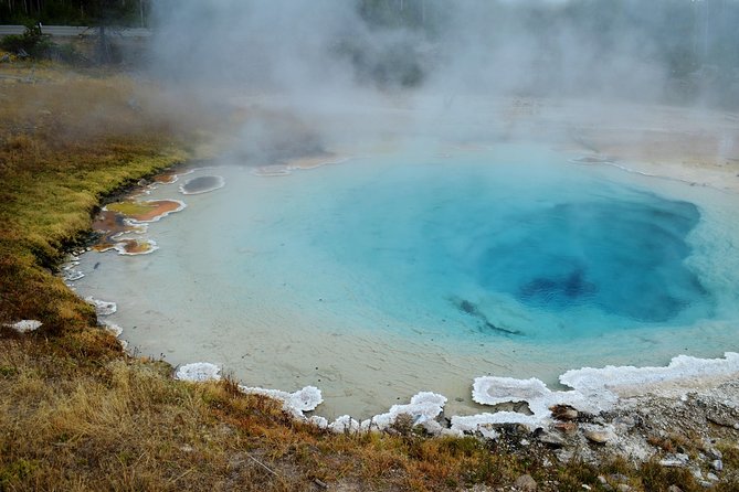 3-Day Ice Cave, South Coast, Golden Circle and Northern Lights - Lodging, meals, and extra costs