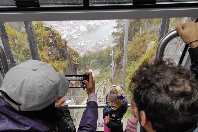 3-Hour Private Tour Hiked through the Bergen Mountains - Why Mount Fløyen works so well for a short Bergen outing