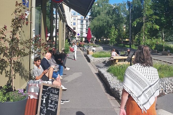 3 Hours Walking Tour for Great Food in Oslo - Sampling Norwegian seafood, cheese, and charcuterie