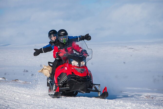 4hr Finnmarksvidda Snowmobile Adventure - Why the winter clothing matters