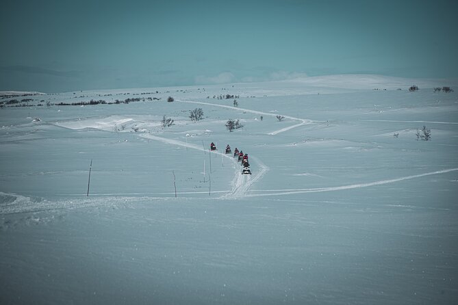 4hr Finnmarksvidda Snowmobile Adventure - Following the old postal path into Finnmarksvidda