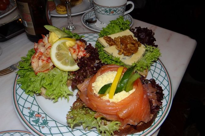 A Well Balanced History and Food Tour with Focus on the Scandinavian Kitchen - Starting beside the National Opera
