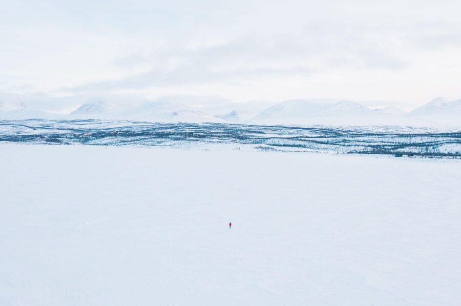 Abisko: Lake Torneträsk Arctic Ice Fishing Trip - Early season or Lake Torneträsk later in winter