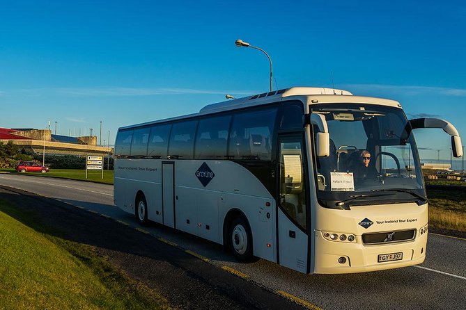 Airport Express Shared Departure Transfer from Reykjavik Hotels to Keflavik Airport - Who should use this transfer?