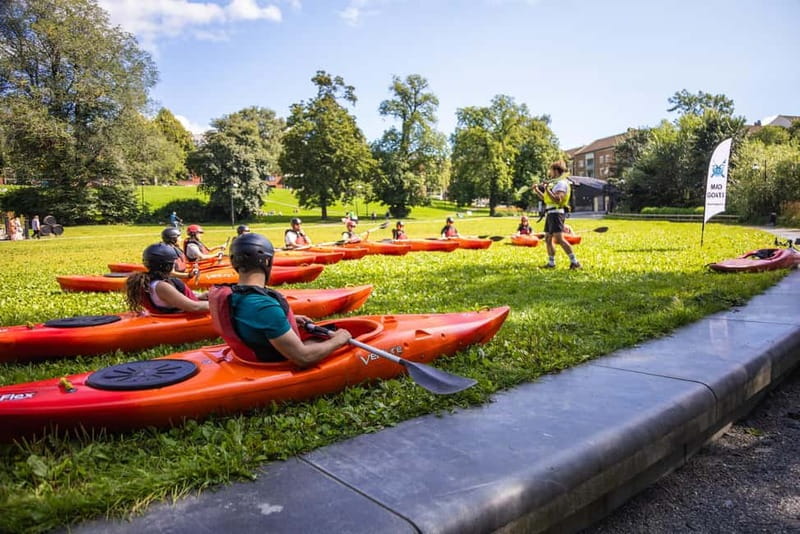 Akerselva River: Urban Paddling Adventure Kayak Tour - Starting at Nedre Foss Park and paddling through Grünerløkka