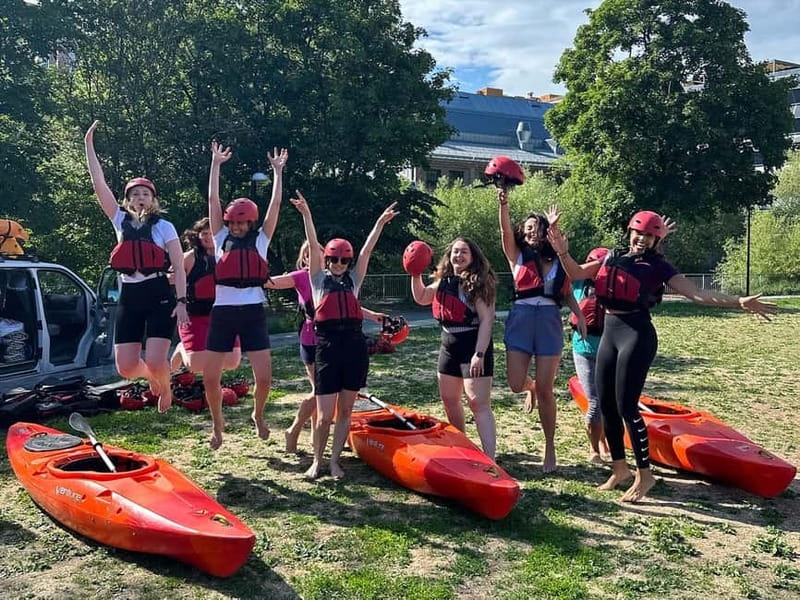 Akerselva River: Urban Paddling Adventure Kayak Tour - How this fits into an Oslo day