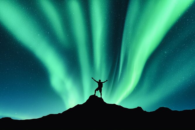 Akureyri Northern Light Tour - What the night usually feels like