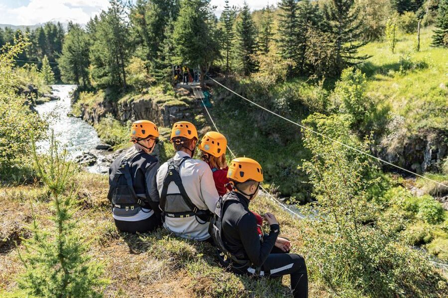 Akureyri: Zipline Tour - What happens between the five crossings