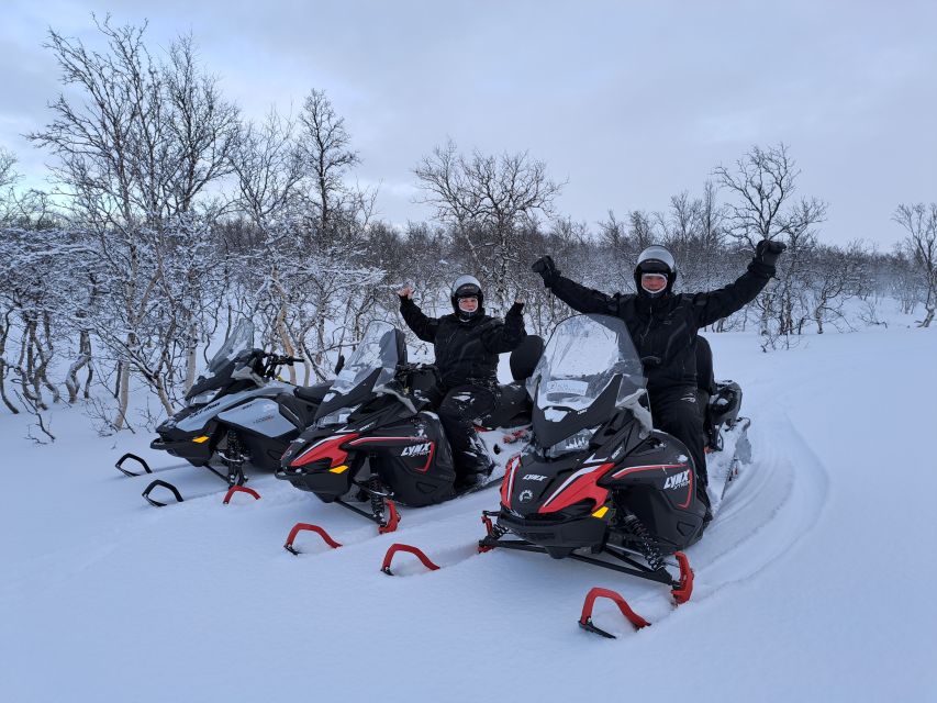 Alta: Guided Snowmobile Safari on Finnmarksvidda With Snacks - Single snowmobile or shared ride