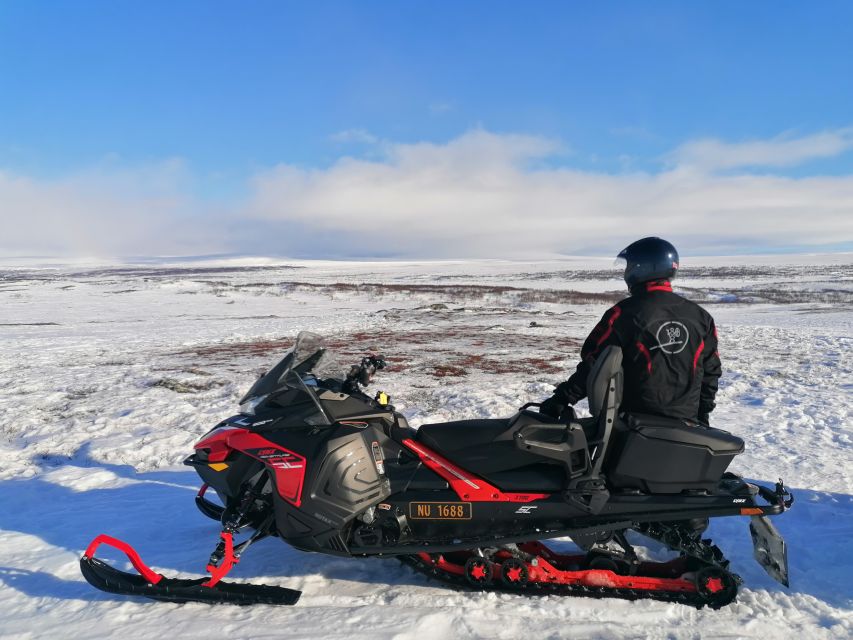 Alta: Guided Snowmobile Safari on Finnmarksvidda With Snacks - Crossing Finnmarksvidda by snowmobile