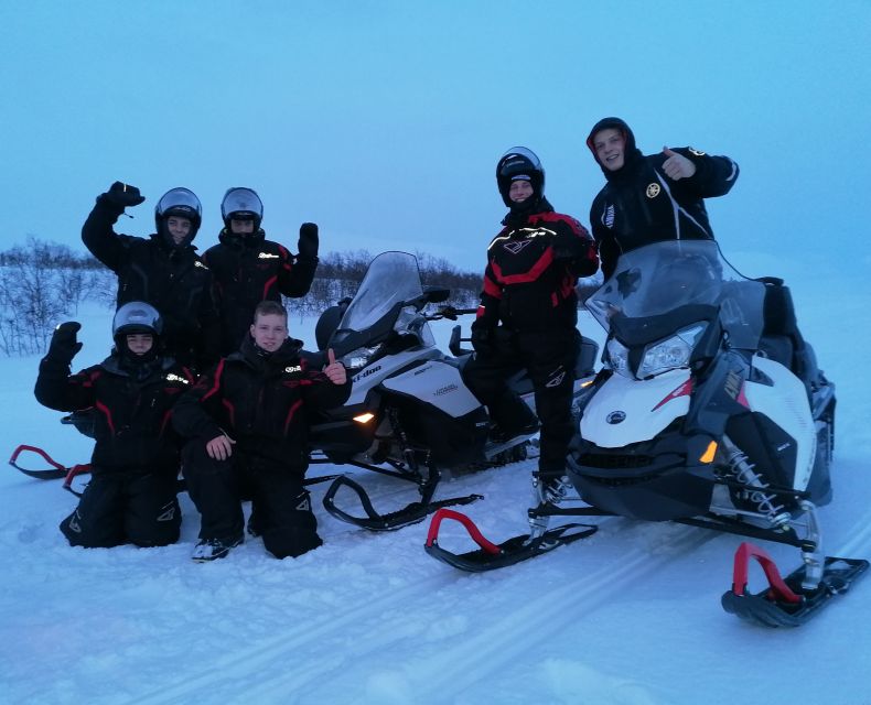 Alta: Guided Snowmobile Safari on Finnmarksvidda With Snacks - How the guides shape the day