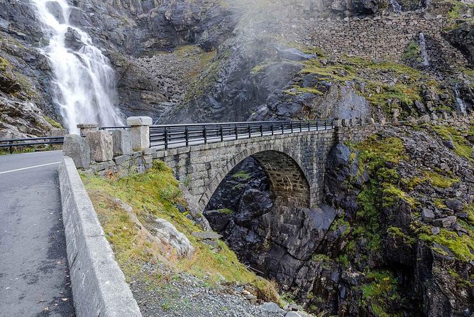 Andalsnes Shore Excursion: the Troll Road and Troll Wall - The Trollstigen plateau and its viewing platforms