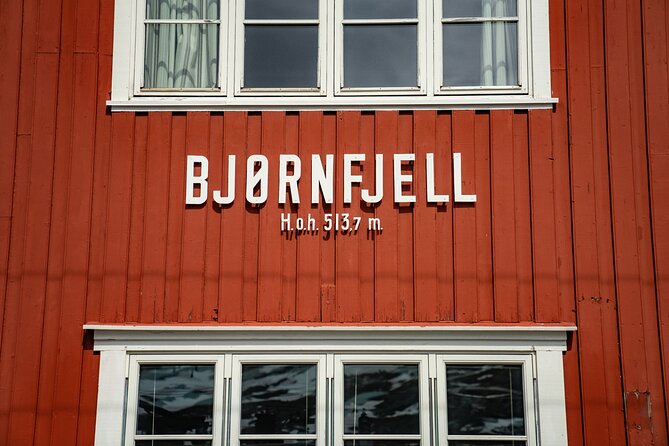 Arctic Train - The Northernmost Railway in Norway - Who will enjoy this train ride most?