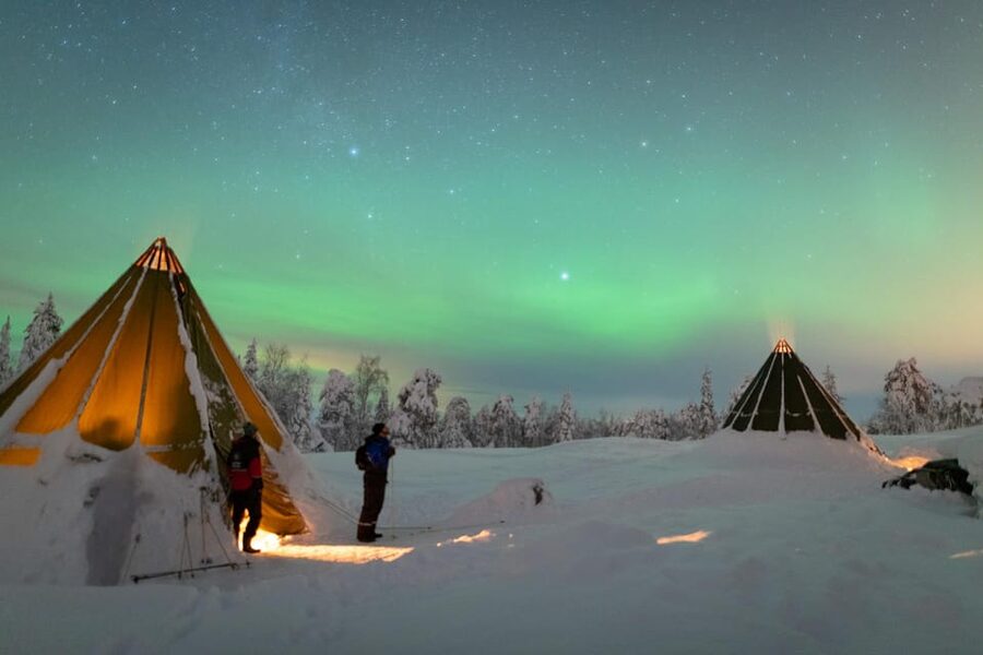Auroras Northern Lights in Saariselka - Winter clothing and staying comfortable