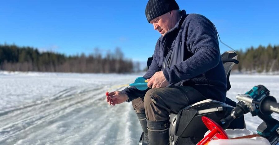 Authentic Reindeer Experience, Ice Fish & Lunch in the Wild - The 35-minute ride to Lompolo