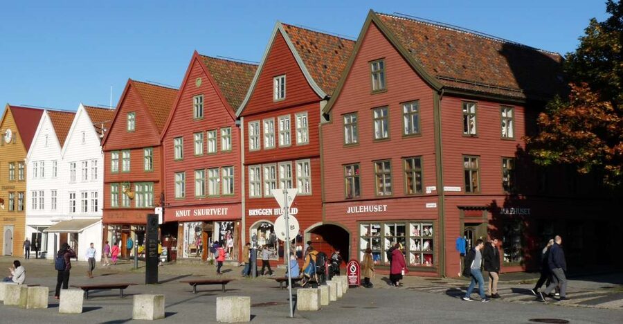 Bergen: City Tour on Foot - Finishing at St. Mary’s Church