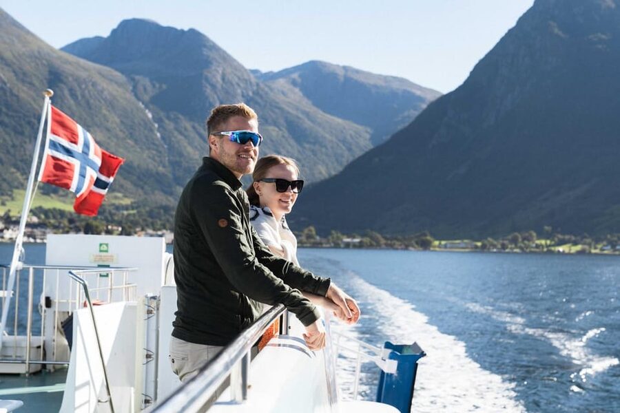 Bergen: Cruise to beautiful Rosendal by the Hardangerfjord - Choosing the best seat on the modern boat