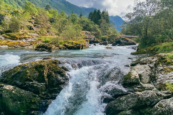Bergen Day Tour to National Park Folgefonna and Glacier Lake - The route back includes one last countryside view