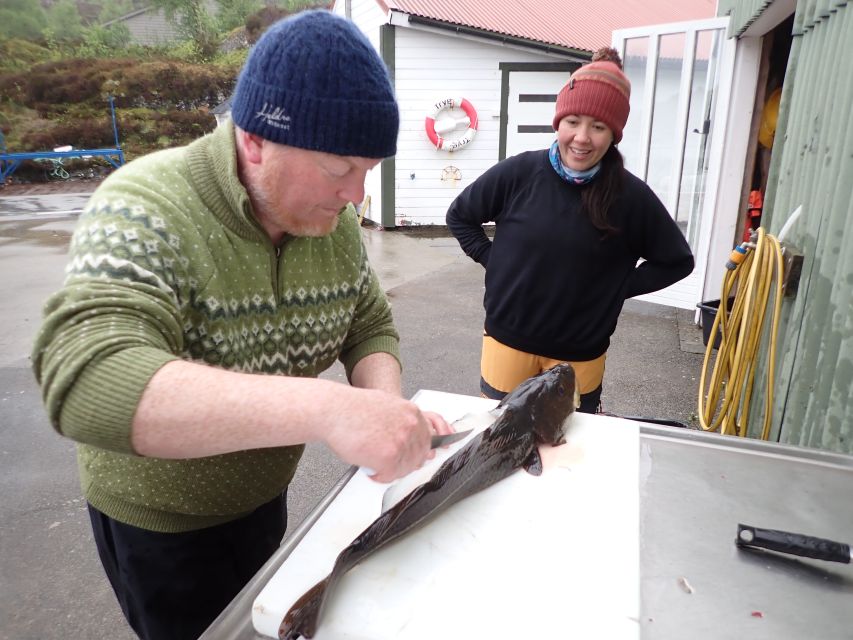 Bergen: Guided Fishing Tour with Outdoor Cooking - What the small group changes