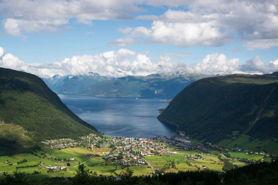 Bergen: Guided Fjord & Glacier Tour to Fjærland - Fjærland brings glacier country into view