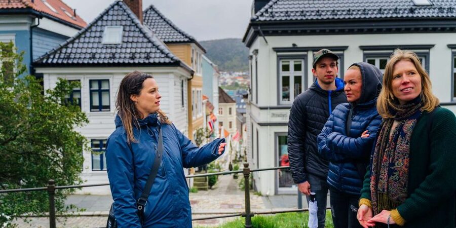 Bergen: Nordnes Neighborhood Hidden Gems Walking Tour - Rain, shoes, and practical preparation