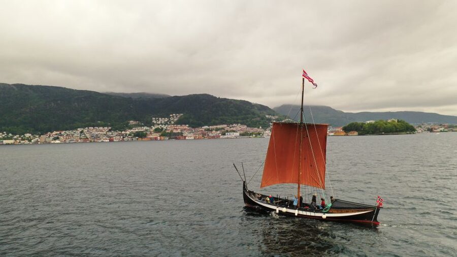 Bergen: Viking Ship Sailing Experience and Sightseeing Trip - The guiding style and onboard atmosphere