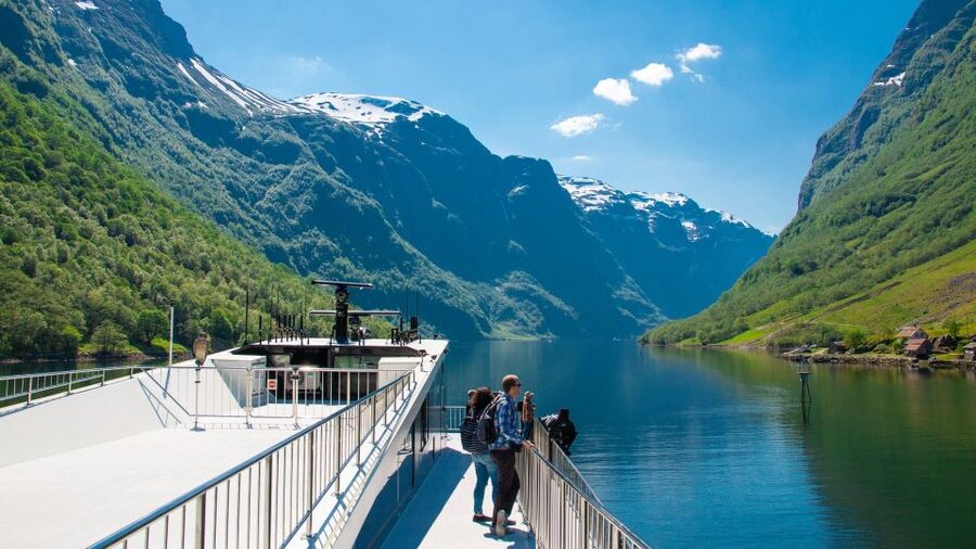 Bergen: Viking Village, Nærøyfjord Cruise & Flåm Railway - The return to Bergen