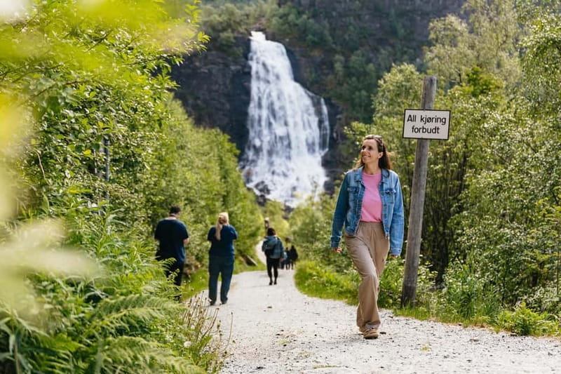 Bergen: Waterfalls of Hardangerfjord Shore Excursion - Fossen Bratte and the route through the fjord country