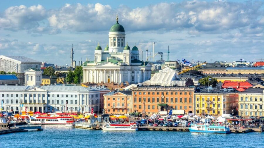 Best of Helsinki: Private Walking Tour with a Local - Helsinki Cathedral and the neoclassical center