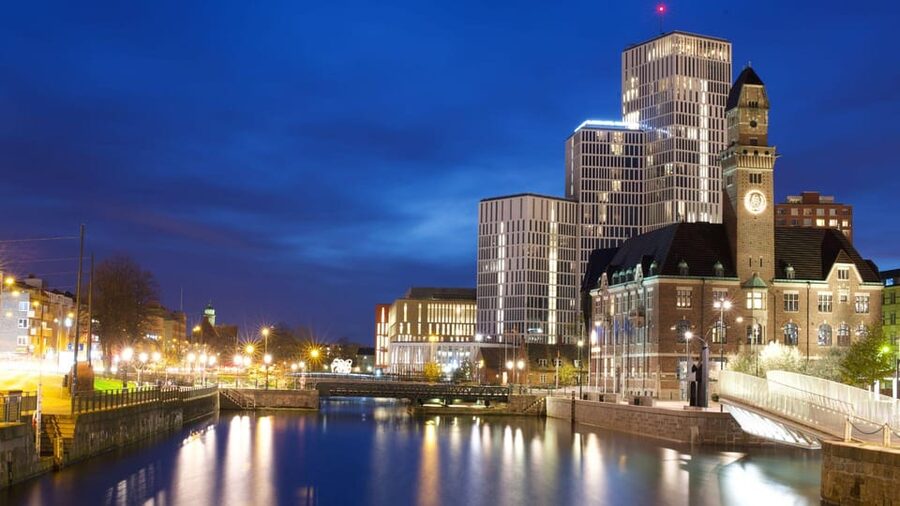 Best of Malmö: Private Walking Tour with a Local - The best part is the conversation between stops