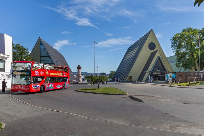 City Sightseeing Oslo Hop-On Hop-Off Bus Tour - Stop 1: Karl Johans Gate, the Royal Palace, and the National Theatre