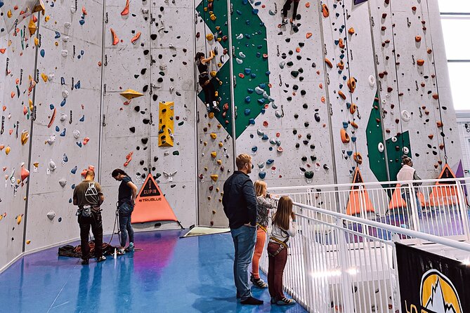 Climbing in Mørkvedhallen Klatresenter - How much value do you get for $32.17?