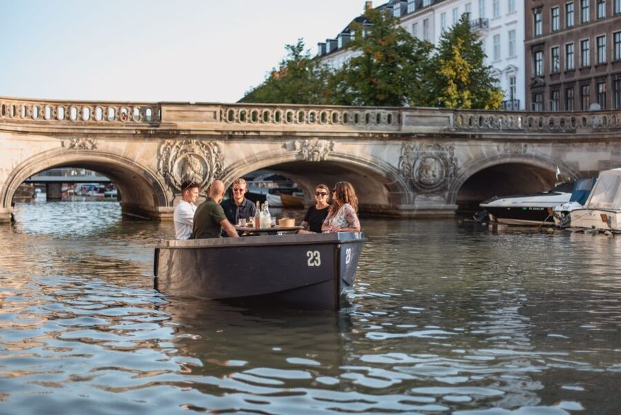 Copenhagen: 1, 2 or 3-Hour Boat Rental (No License Required) - A private boat for up to eight people