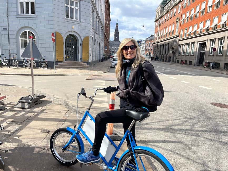Copenhagen: 1.5-Hour City Highlights Bike Tour - Christiansborg begins the royal and political story