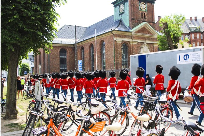 Copenhagen 2-hour City Highlights Bike Tour - Why a bicycle is the right way to see Copenhagen