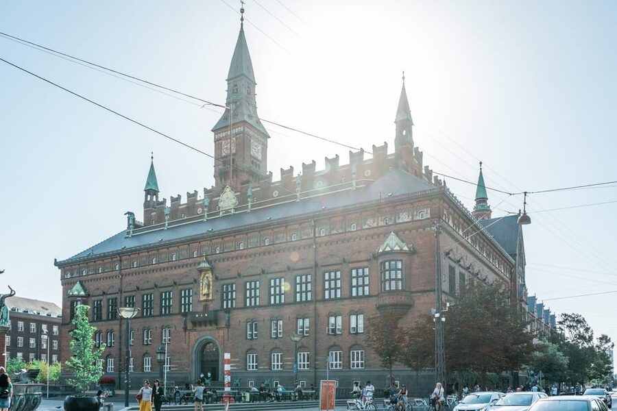 Copenhagen: 2-hour Old Town Private Walking Tour - City Hall and Copenhagen’s public face