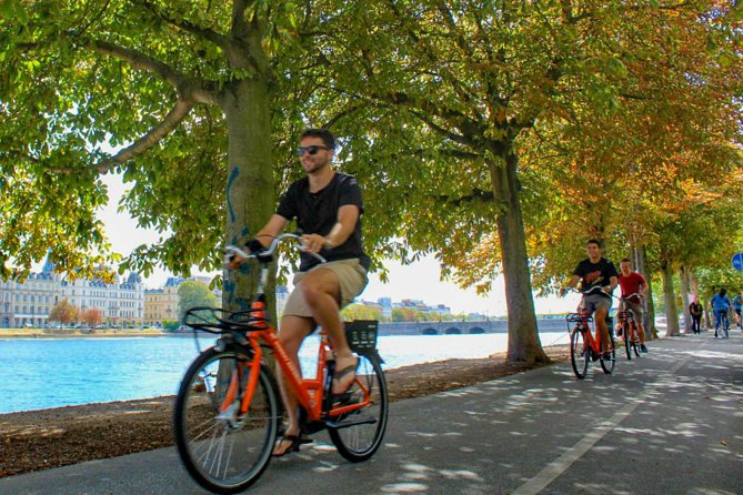 Copenhagen: 3 Hour Private Bike Tour - Rosenborg Castle and the city’s quieter side