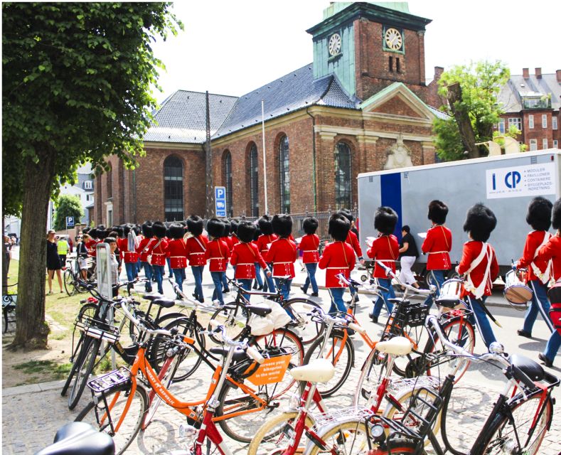 Copenhagen: 3 Hour Private Bike Tour - What the guide adds to the ride