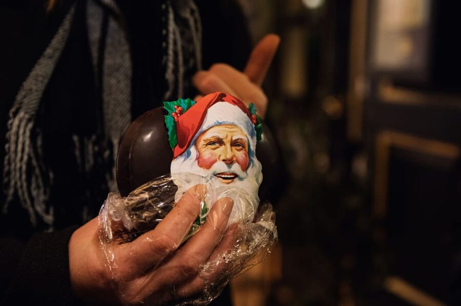 Copenhagen: Christmas Walking Tour with Treats and Drinks - Key points to know before you book