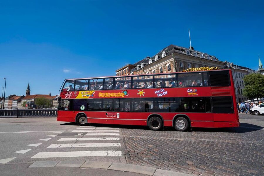 Copenhagen: City Card with 40+ Attractions & Hop-On/Off Bus - Copenhagen Zoo and the family calculation