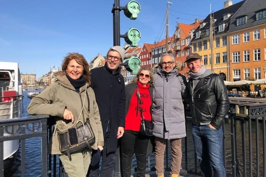 Copenhagen: City Highlights Walking Tour With Local Guide - Gefion Fountain and the waterfront approach