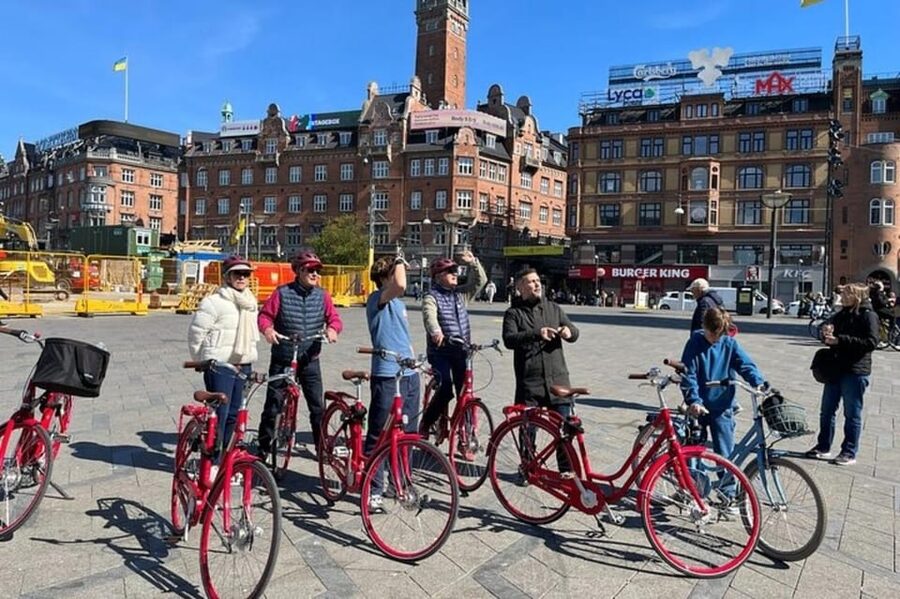 Copenhagen: City Highlights Walking Tour With Local Guide - Amalienborg and the Danish royal family