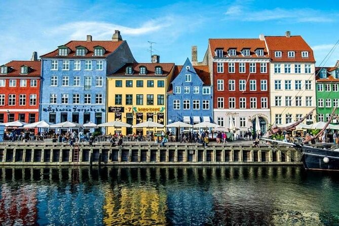 Copenhagen Culinary Food Tour with 6+ Tastings of Danish Classics - What the guides add to the meal