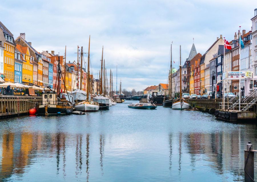 Copenhagen: Guided City Highlights Tour - Amagertorv and the central city