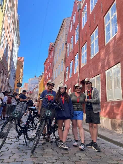 Copenhagen: Guided E-Bike Tour - Crossing bridges and riding like a local