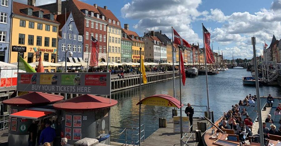 Copenhagen: Guided Walking Tour - Starting beside Tivoli Gardens and City Hall
