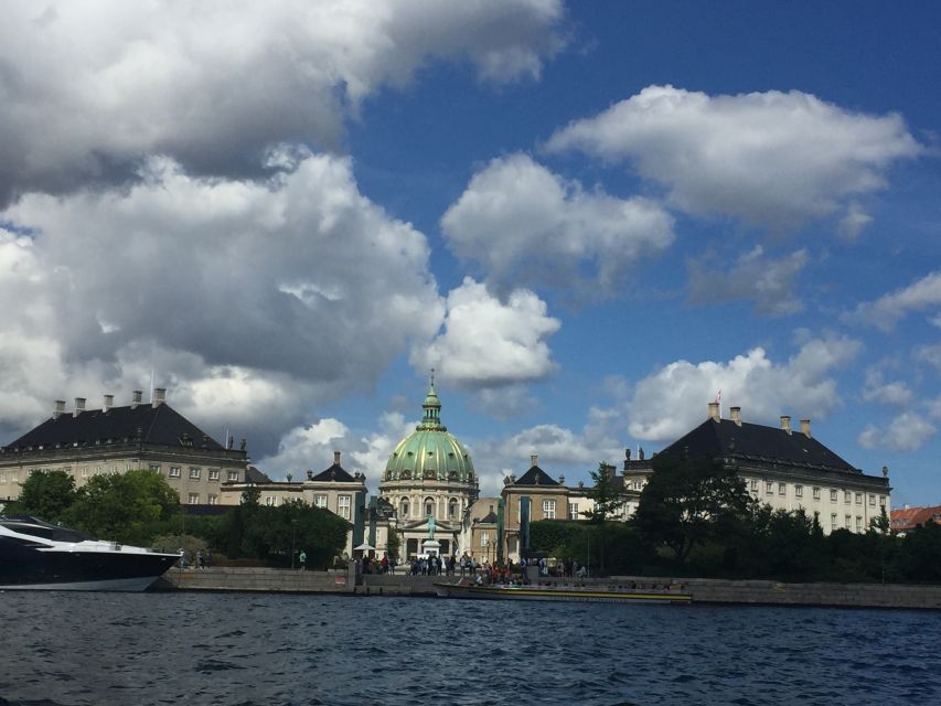 Copenhagen: Guided Walking Tour - Rosenborg, Nyhavn, and the royal quarter