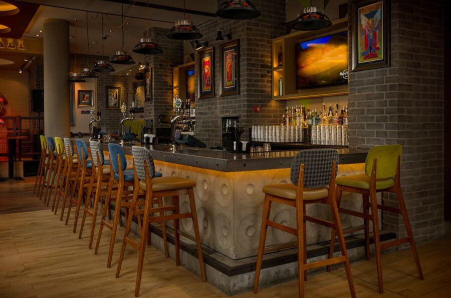 Copenhagen: Hard Rock Cafe with Set Menu for Lunch or Dinner - Who should book this meal?