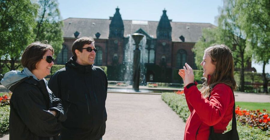 Copenhagen: Highlights & Hygge Guided Walking Tour w/ Lunch - What the guides add to the day